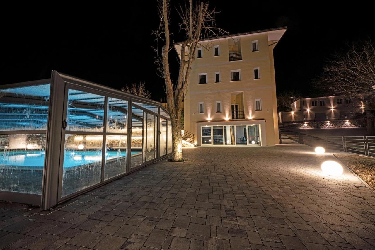 Hotel Valle Del Fiora Santa Fiora Esterno foto